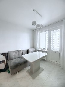 Продажа 2 к квартиры, с ремонтом Вышгород, ул. Кургузова 11бБез%Видовая