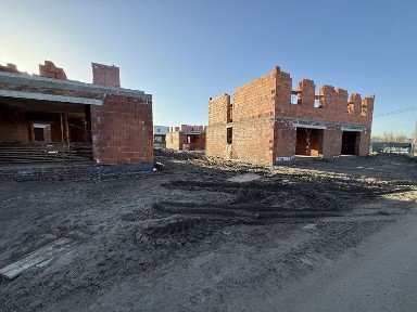 $550м/кв. Дуплекс біля р. Десна, закрита територія, асфальт, 20хв від Києва