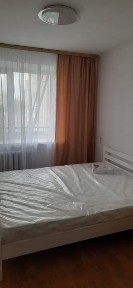 2к квартира на Замостянській, вільно