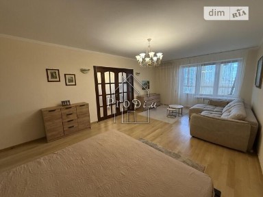 Панаса Мирного вулиця, 28А, мікрорайон Печерськ, район Печерський, Київ, метро Кловська, вул. Панаса Мирного 28А • ID 34332416