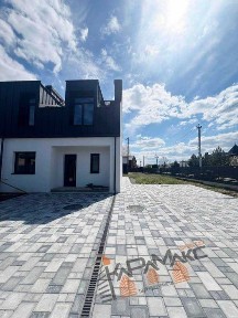 Продаж котеджів у с. Скнилів, поруч зі Львовом | Від забудовника | Без комісії
