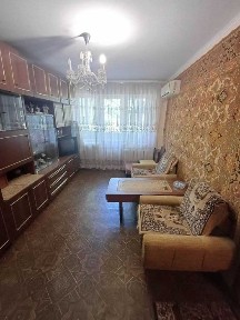 Продам 3комнатная Левый берег Слобожанский Калнышевского 37