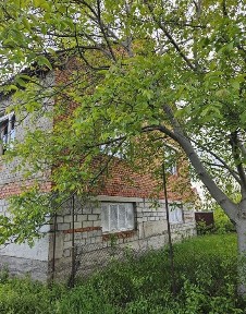Будинок -Недобудова р-н Східний