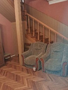 Здається трьохкімнатна квартира