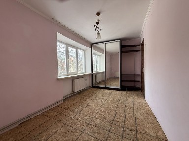 Продам 3 кімнатну квартиру в районі Коротченко