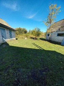 Продаж будинку с. Антонів. Потребує капітального ремонту.