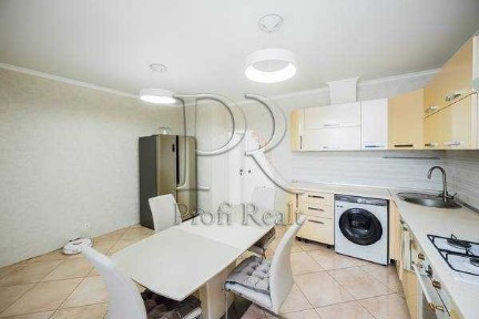 Продаж 3-кімнатної квартири 127 м², Незалежності вул., 5А