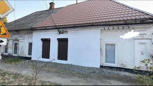 Продам часть дома в центре города + гараж в подарок. Владелец