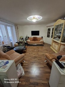Продам 3 ком. кв. ул. Дарницкая 11.