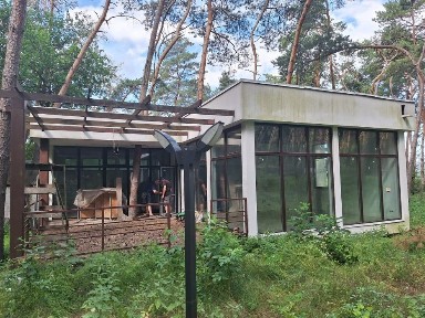База відпочинку в лісі на березі Самари