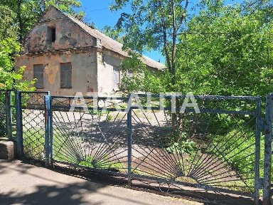 Продажа здания с территорией. код 480631