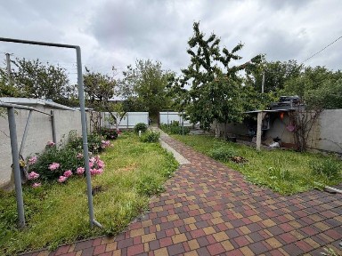 Продаж 2 кім квартири з власним подвір'ям в м. Яготин Є ВІДЕООГЛЯД