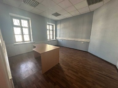Продам нежитлове приміщення, центр