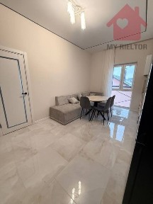 Продаж 1.5 квартири по вул. Грушевського