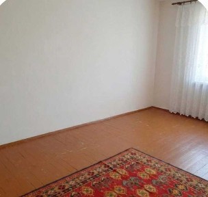 В Харьк гостинка 17 м² в кирпичном доме у метро!