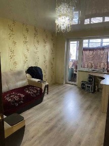 Продам 2 ком. кв. м. Студенческая 608 м-рн