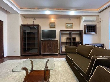 Оренда 3 кім квартири по вул Окружна. 110м. кв. Паркінг. Закрита територія