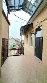 ПРОДАЖ ОФІСНОГО ПРИМІЩЕННЯ 69,1 м² в історичному центрі Мукачева
