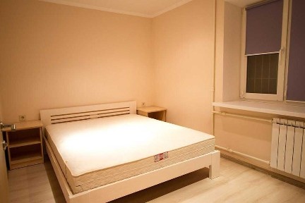 2к-студія в центрі Києва, вул. Володимиро Либідська 22 метро Палац Україна