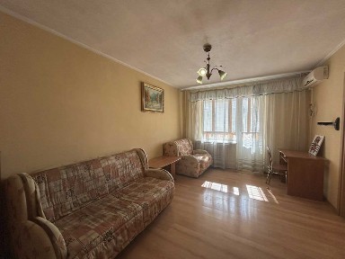 Сдам 1-комнатную квартиру на Оболони, ул. Героев Днепра, 42.