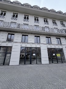 Продам фасад комерцию помещение в ЖК Люминарс на Тополева Таврия Вузовская