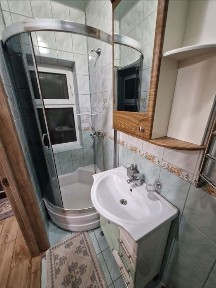 Здам будинок район Екватора