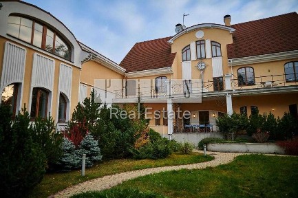 Продаж будівлі 1516м2 під готель, базу відпочинку, санаторій, реабілітаційний центр! Курортна зона Пуща-Водиця