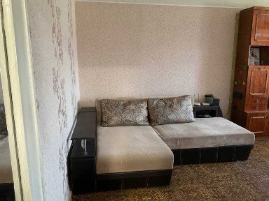 Продам 2 комн. квартиру на Одесской