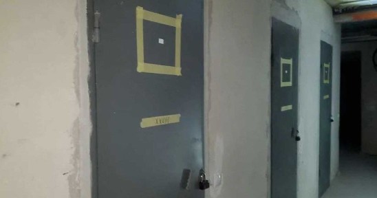 Продам три великі комори/склад в окремій кімнаті підвала. ЦІНА ЗА ТРИ