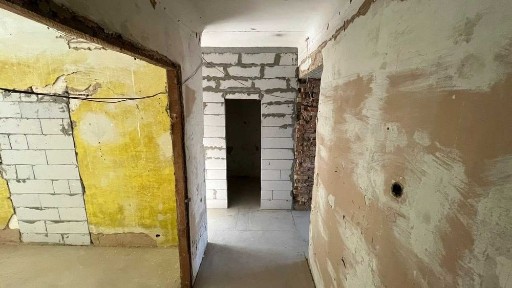 Продам 2-кімн. Лесі Українки бульв. 8, 47 м. кв. Сталінка!