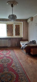 Продаю 3 комн./кв. Соляные ( ост. Школьная)