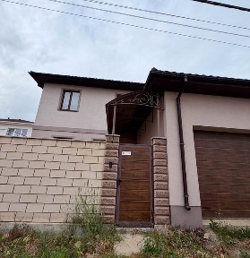 Ексклюзивний сучасний будинок 200 м² неподалік від моря та всієї необхідної інфраструктури - АМ