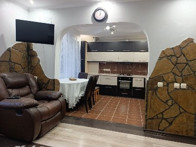 Продам 3 кімнатну квартиру по вул. Захисників Маріуполя