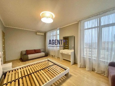Паркінг! Продаж 2-кімнатної квартири 87 кв. м. просп. Лобановського 4-Г, Київ