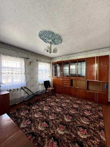 Яківці. В продажу цегляний будинок