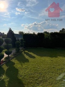 Продається просторий та доглянутий будинок у с. Концово