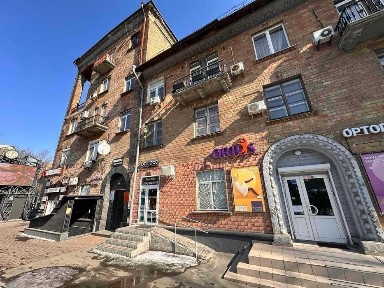 Продаж офісного приміщення 80.4 кв. м. на 0 поверсі на вул. Михайла Бойчука 1/2, чотириповерхова будівля • ID 33359539
