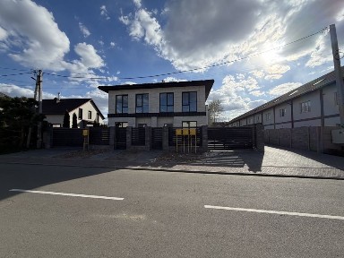 Київська область, Петропавлівська Борщагівка