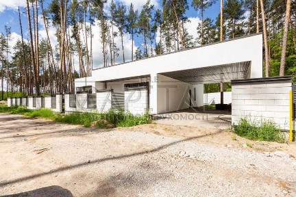 Продаж будинку серед сосен площею 176 м² на ділянці 12 соток Дмитрівка
