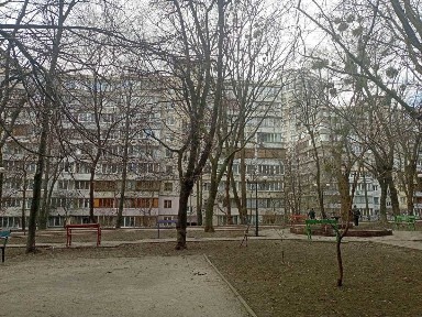 Киев, Евгения Коновальца ул., 37