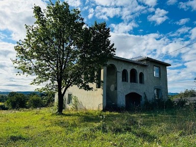 Продаж будинку у селі Кобаки (Косів), 265 м. кв., 20 сот.