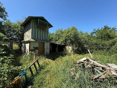Продаж будинку разом з ділянкою по вул. Тарасівська 57а