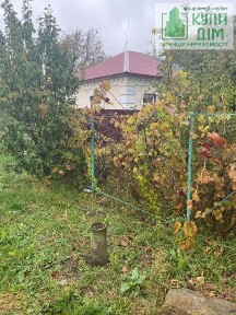 Продається частина будинку біля Критого ринку