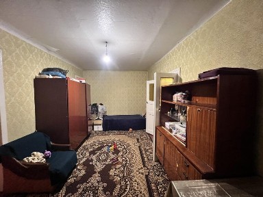 Продам двухкомнатную квартиру в смт Губиниха
