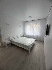 Оренда 1 км. кв. Від власника <a href='/newbuilding/939/view/zk-parkove-mistecko'>Паркове містечко</a> Національної гвардії