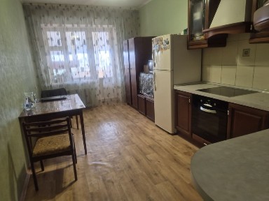 Продам 1 кім квартиру 62м2 на масиві Бровари