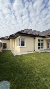 Продаж сучасного будинку американка 130м2 з гаражем і терасою |