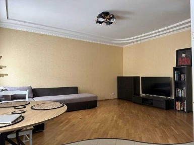 Продаж 2к Двокімнатна Квартира АГВ Цегла