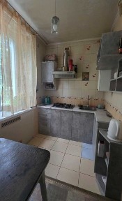 Пропонується до продажу простора 3-кімнатна квартира в районі Ст. Автостанції