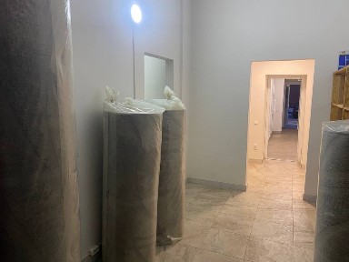 Продаж складського приміщення Виставка